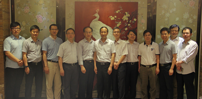 会长会议合影_4152.jpg